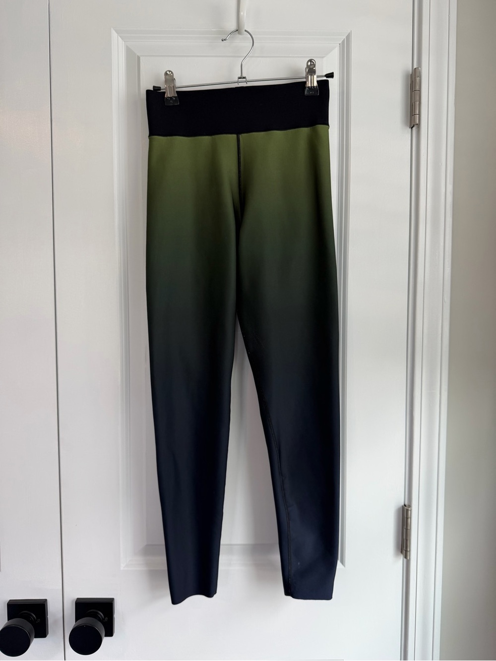 Ultracor Women’s Green Black Ombré Gradient Leggings Size Small